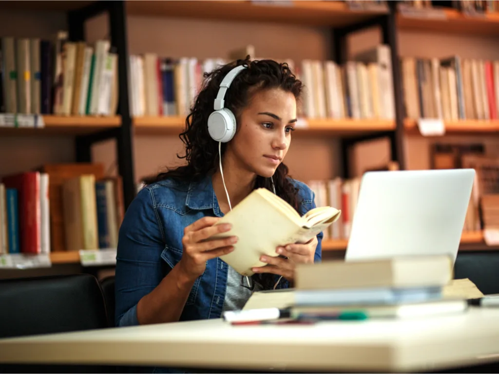 How to Choose an Online Degree Program